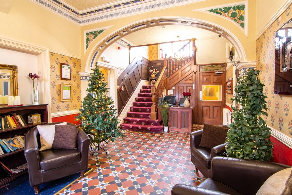 Trivelles Park Hotel Πρέστον Εξωτερικό φωτογραφία