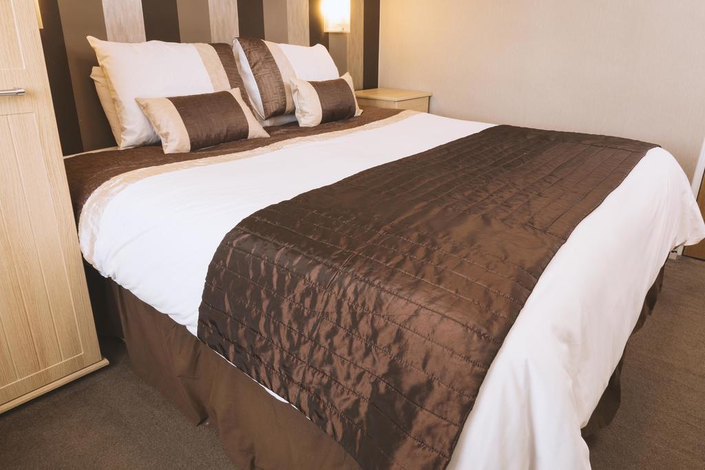 Trivelles Park Hotel Πρέστον Εξωτερικό φωτογραφία