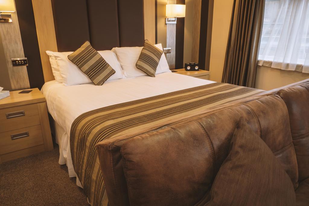 Trivelles Park Hotel Πρέστον Εξωτερικό φωτογραφία